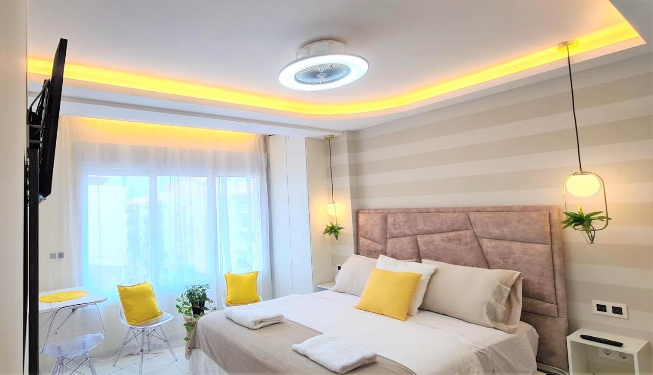 Estepona Rada Beach Abc Apartments & Estudios A Eksteriør billede